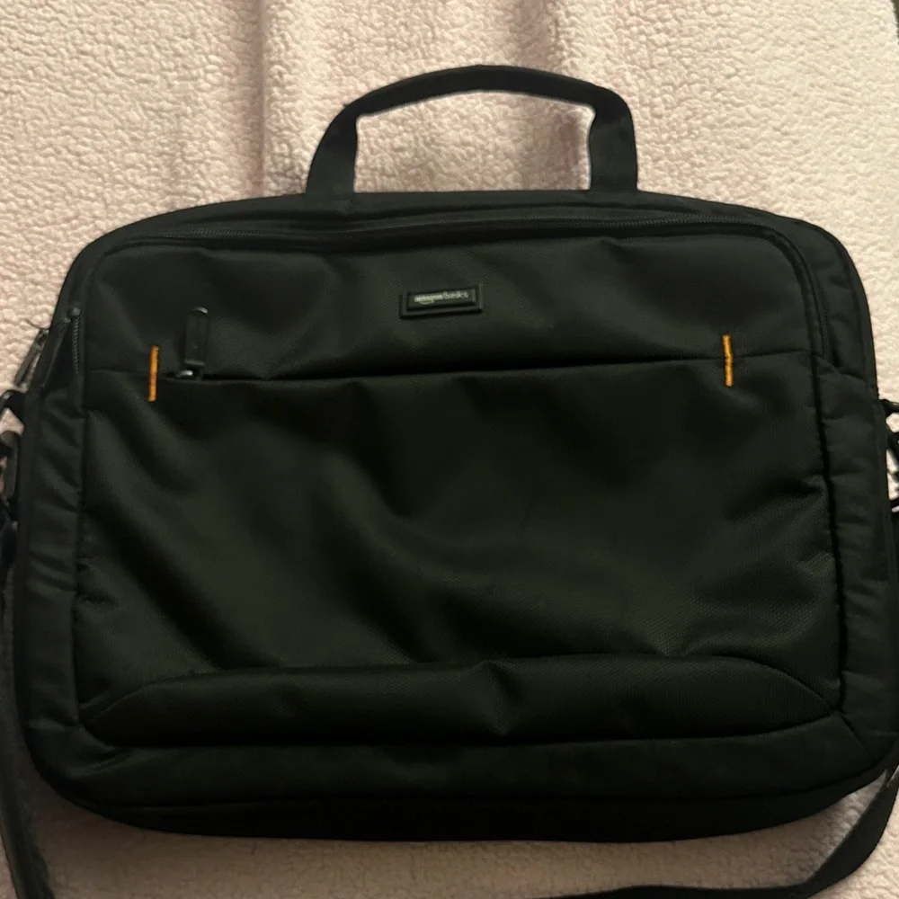 Amazon Basics Black Laptop Bag - Picture 1 of 6